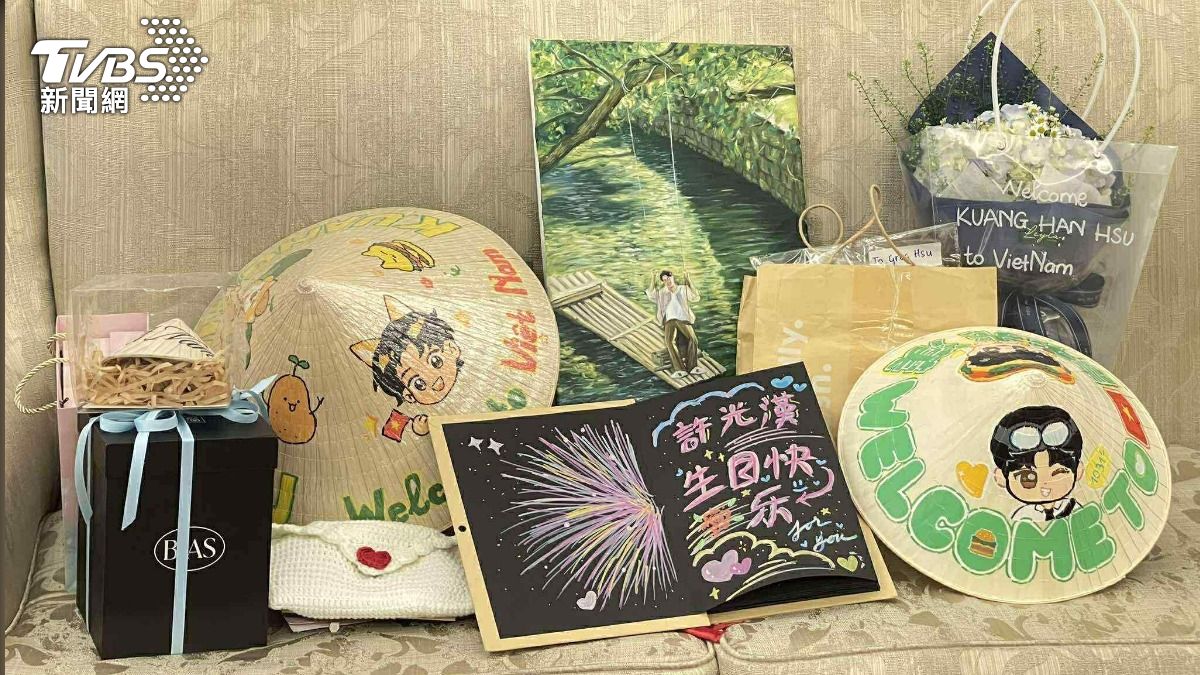 越南粉絲用心準備禮物迎接許光漢。(圖/許光漢越南粉絲團提供,請勿翻拍)