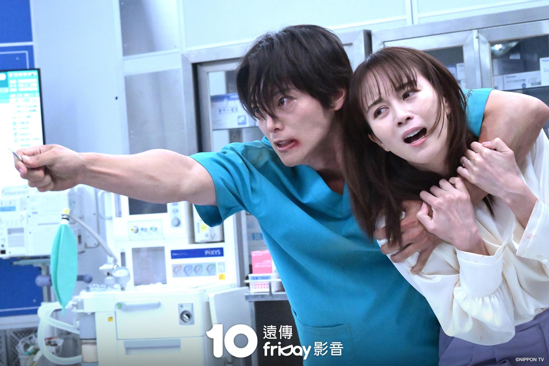 比嘉愛未連3年都被挾持,也成「人質專業戶」。(圖/friDay影音提供)