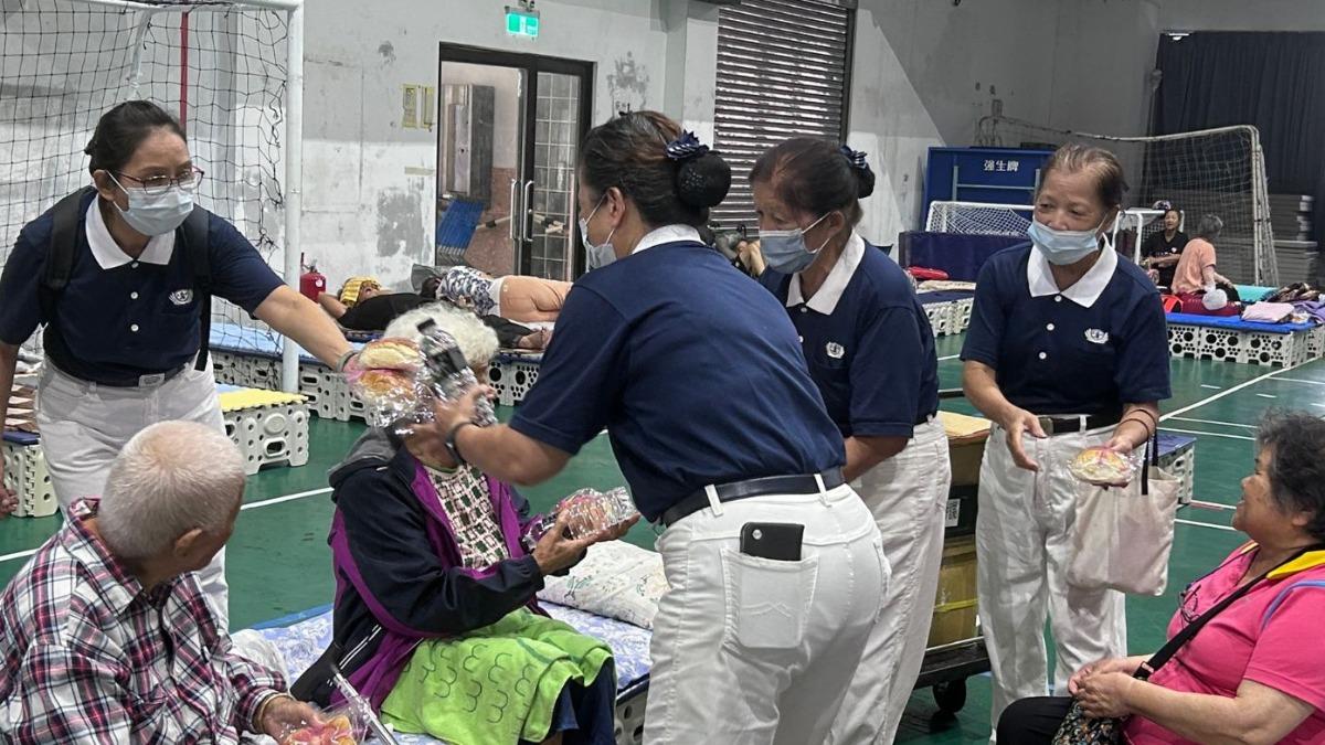 證嚴法師心繫花蓮災情 慈濟基金會志工挺進光復災區賑災