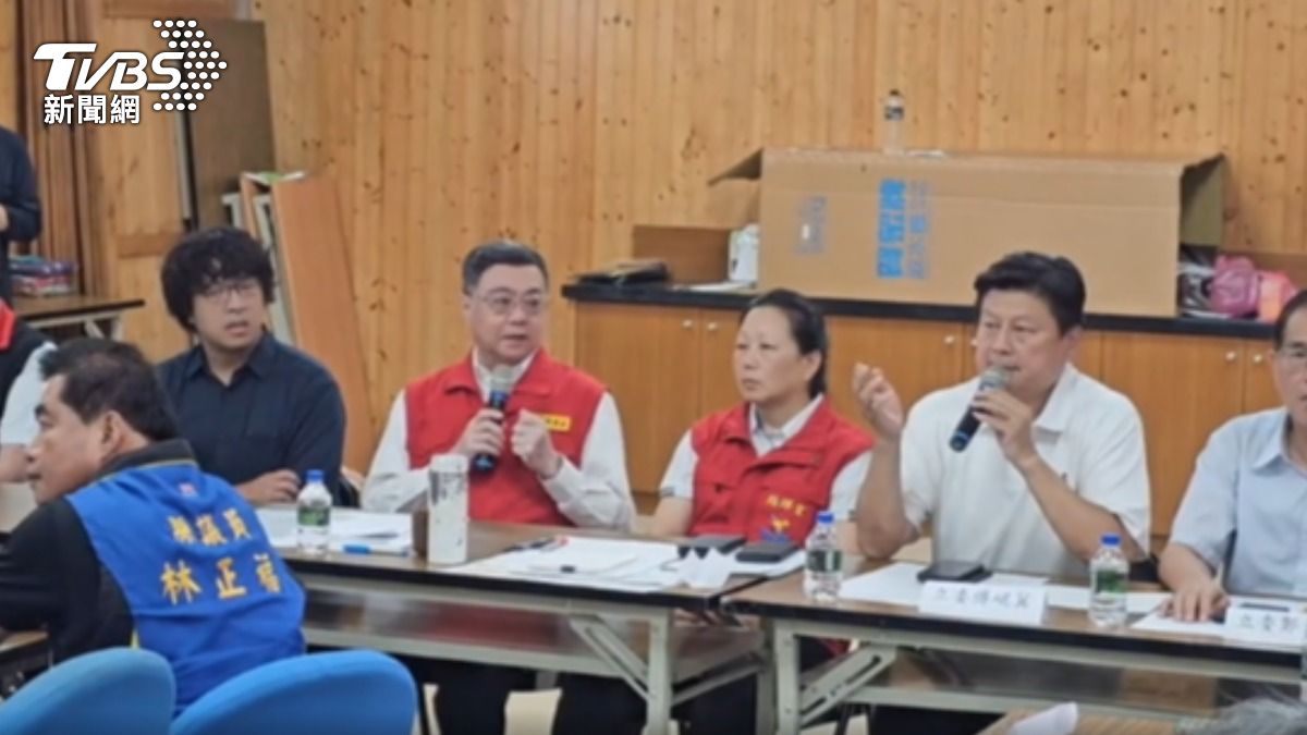 勘災又在吵! 傅崐萁狂轟中央 卓榮泰怒離席。(圖/TVBS)