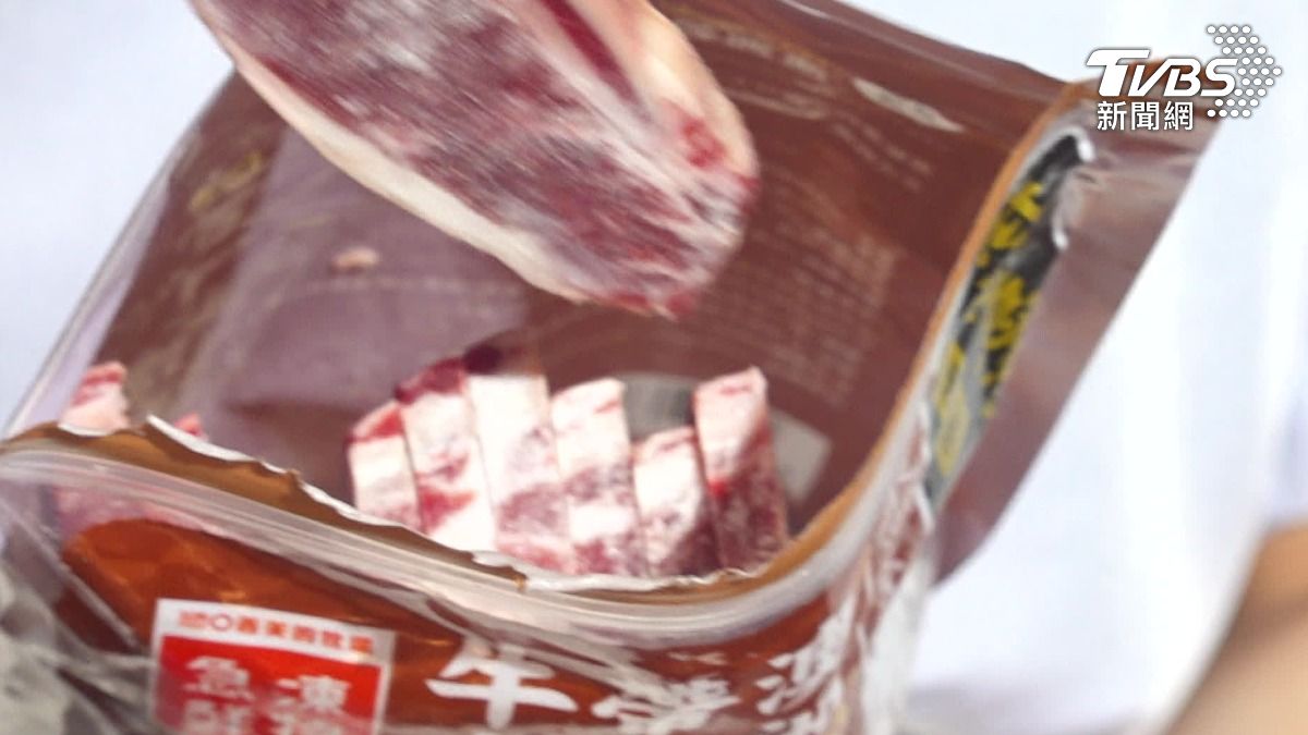 中秋烤肉戰！賣場都推夾鏈袋。（圖／TVBS）
