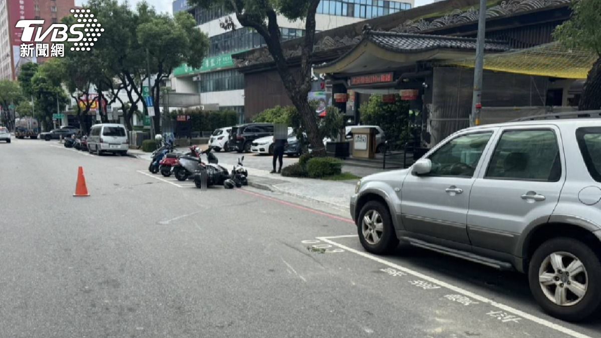台中母女雙載遇劫!碰油罐車「後座媽噴飛」 再撞路旁機車亡