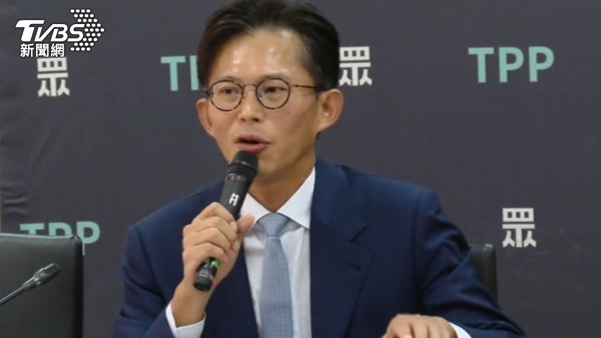 王義川爆被跟拍正式提告 黃國昌嘆:綠營被打臉後都沒一句抱歉