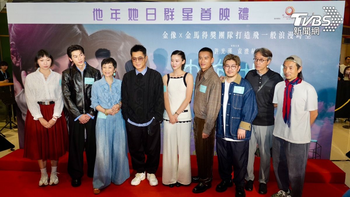 許光漢(左2)《他年她日》香港首映,男星古天樂(左4)到場支持。(圖/區國強攝)