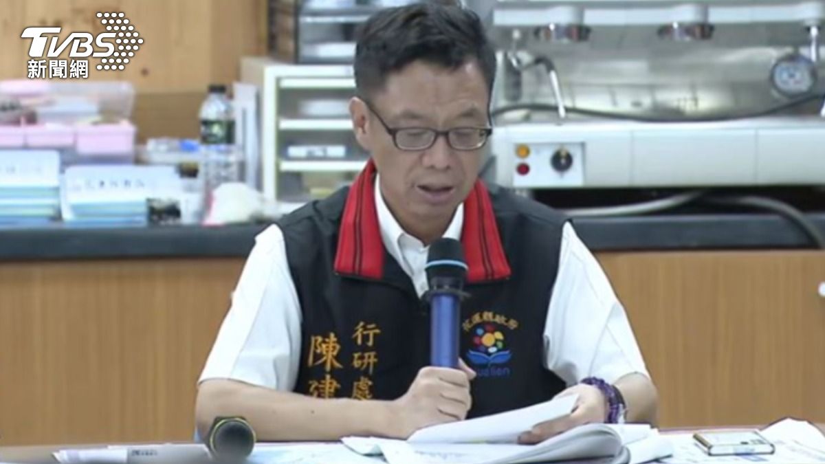 花蓮縣政府行政暨研考處長 陳建村。(圖/TVBS)