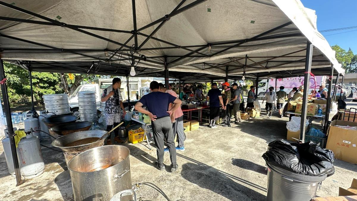 花蓮義煮團日供1萬份便當!24H熱食不中斷 民眾熱心捐食材