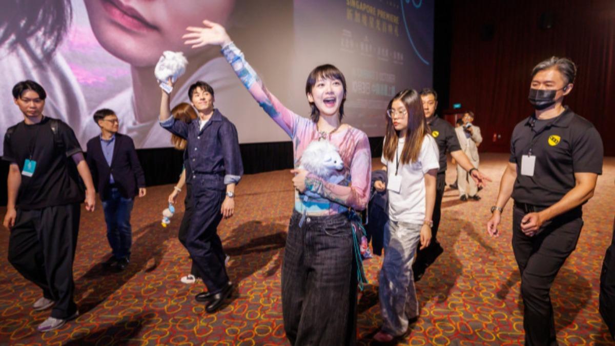 袁澧林出席《他年她日》新加坡首映，展現開朗的一面。（圖／甲上娛樂提供）