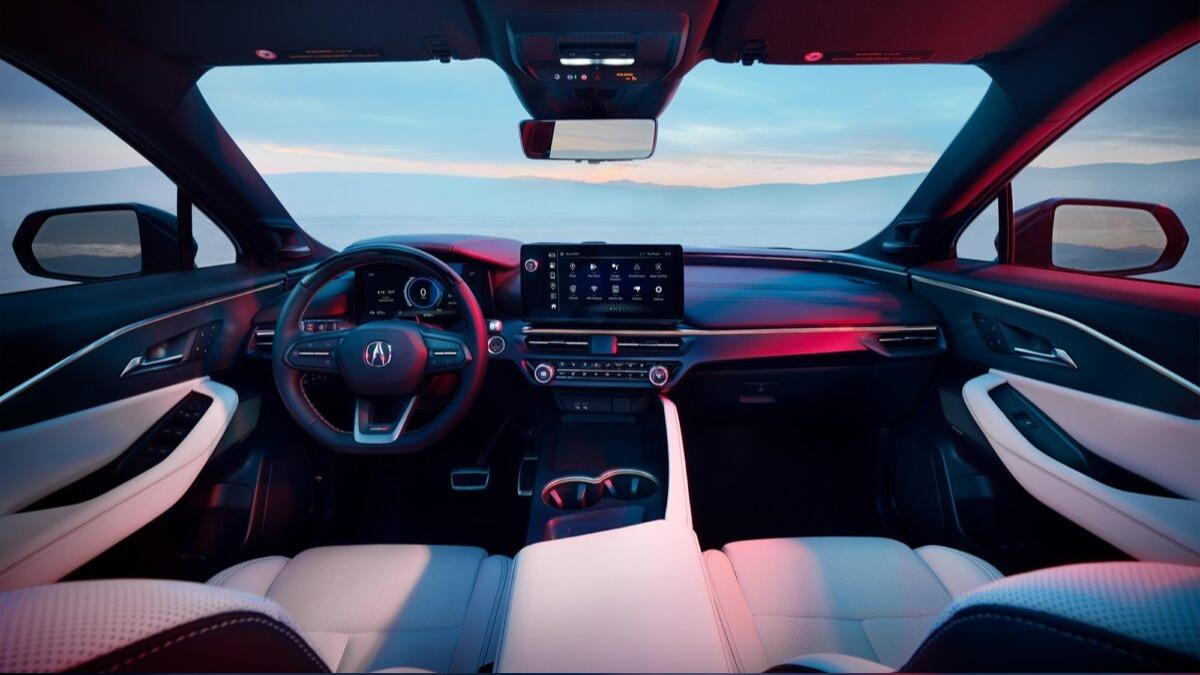 Acura ZDX為Cadillac Lyriq雙生車款,內在車內採用Acura一貫的家族風格。(圖/Acura提供)