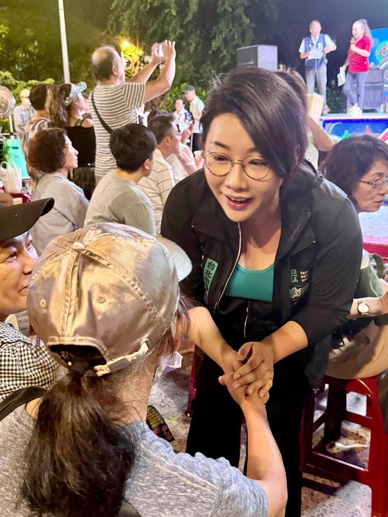 林珍羽,林珍羽肺腺癌,林珍羽肺腺癌1期,林珍羽腫瘤,台北市議員肺腺癌,民眾黨議員肺腺癌,民眾黨,民眾黨林珍羽