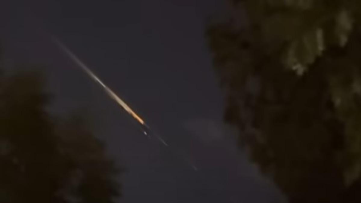 加州夜空驚現「神秘火球」!2百人目擊通報 竟是馬斯克衛星墜毀