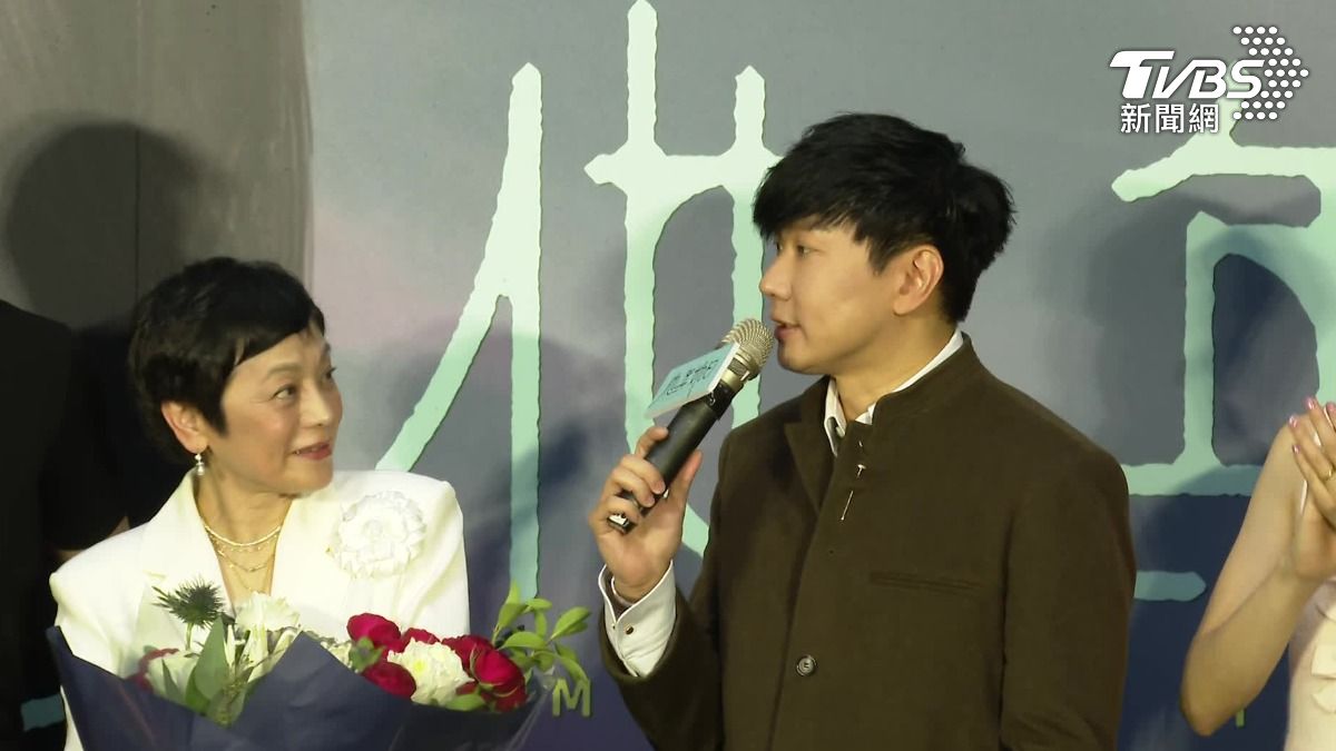 演唱《他年她日》主題曲的林俊傑驚喜現身。(圖/TVBS)