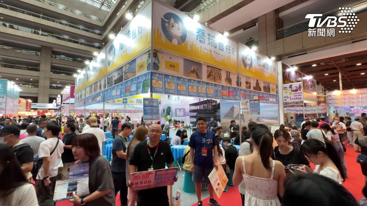 中秋加上國慶連假,民眾再休3天,就有連9天假出國。(圖/TVBS)
