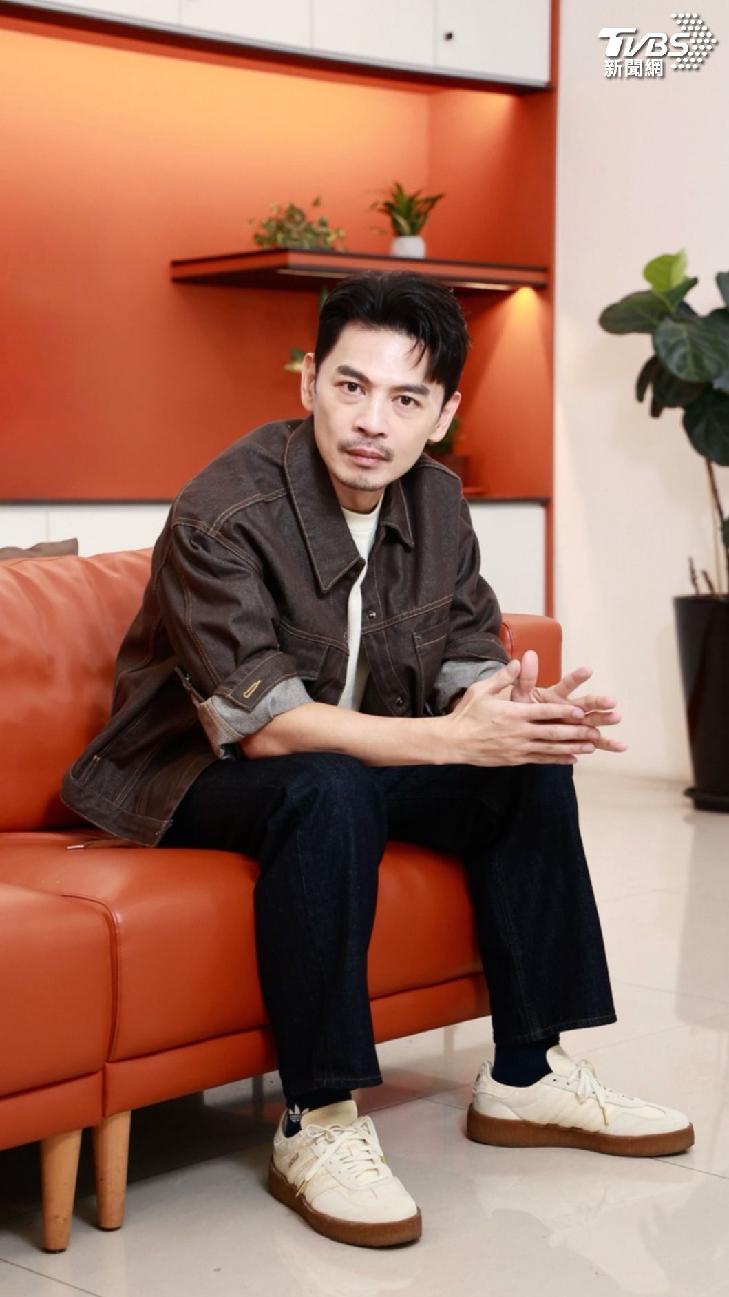 阿Ken接受《TVBS新聞網》專訪。(圖/黃城碩攝)