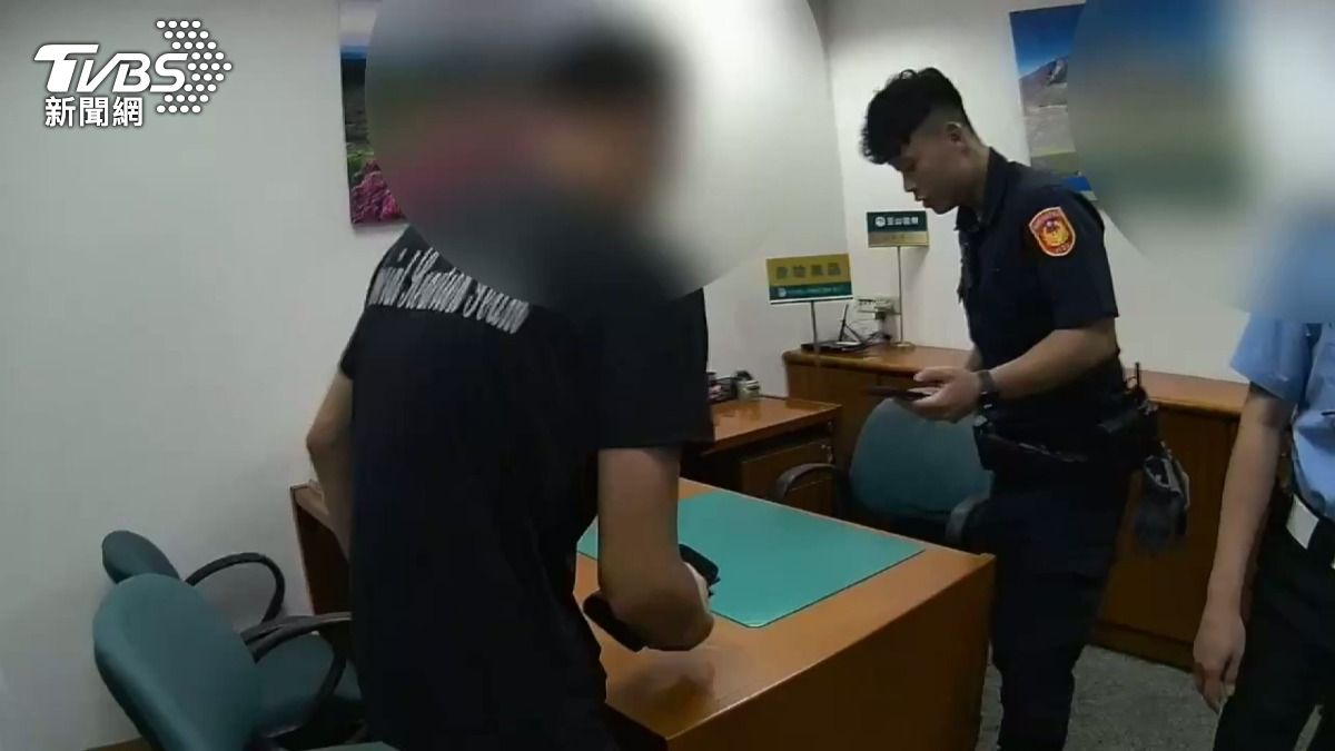 退伍男差點淪洗錢工具!求職入百萬陷阱 警方即時出手阻詐。(圖/TVBS)