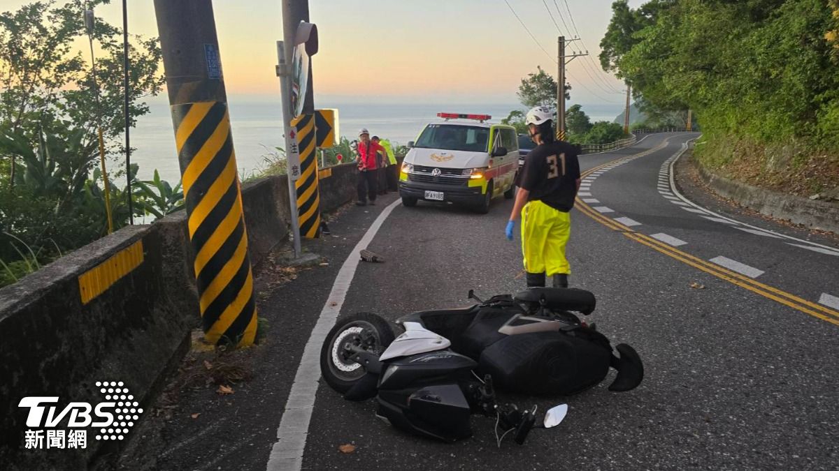 宜蘭台9丁線機車自撞!駕駛消失疑墜谷 警消搜救中