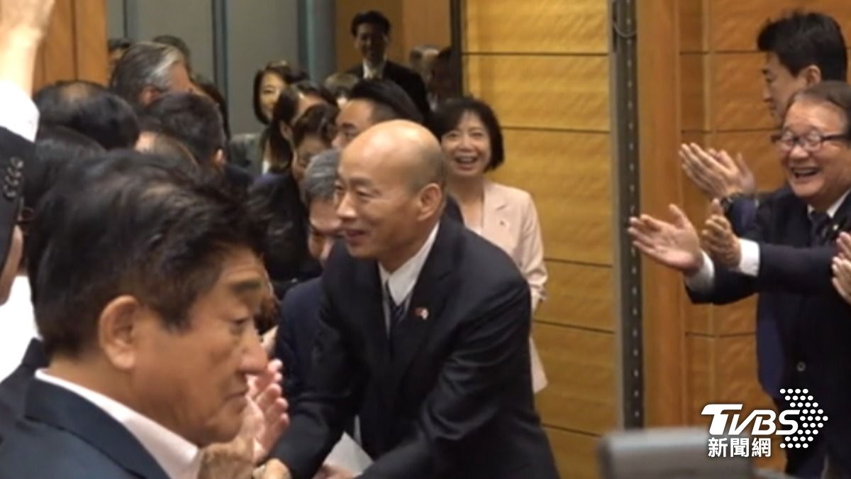 立法院長韓國瑜9/25晚間在眾議院第一會館,與日華懇成員碰面。(圖/TVBS)