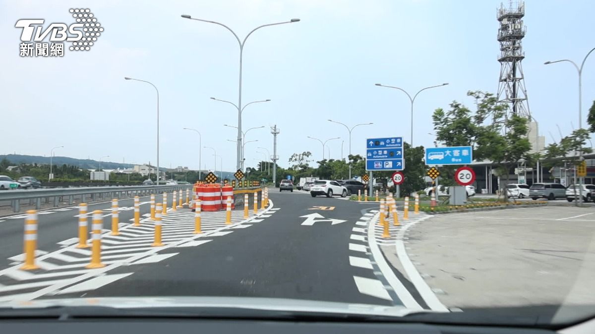 楊梅休息站易肇事匝道口。(圖/TVBS)