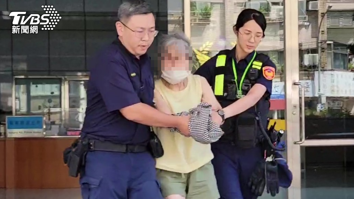 曾婦移送時突然改口喊冤說：我是好人。（圖／翻攝畫面）