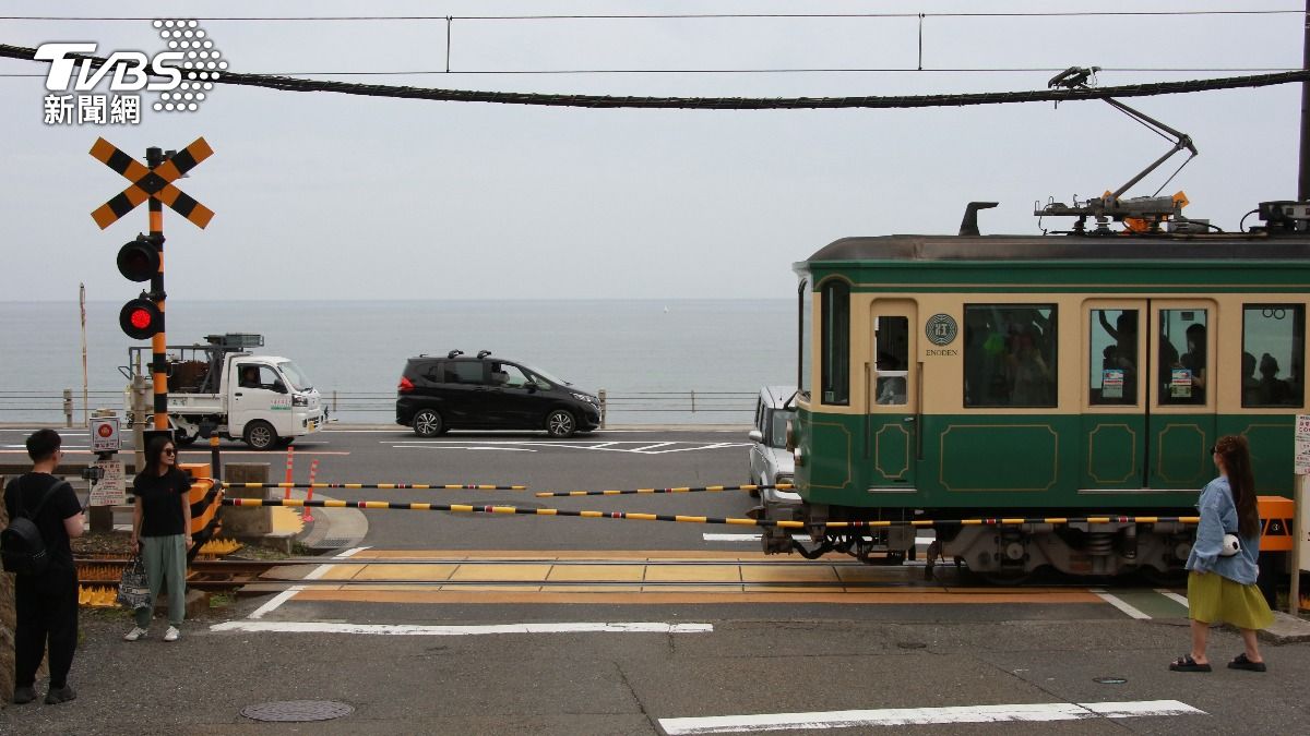 日大眾輸運缺人減班.跨業別支援 棒球選手兼當公車駕駛上路