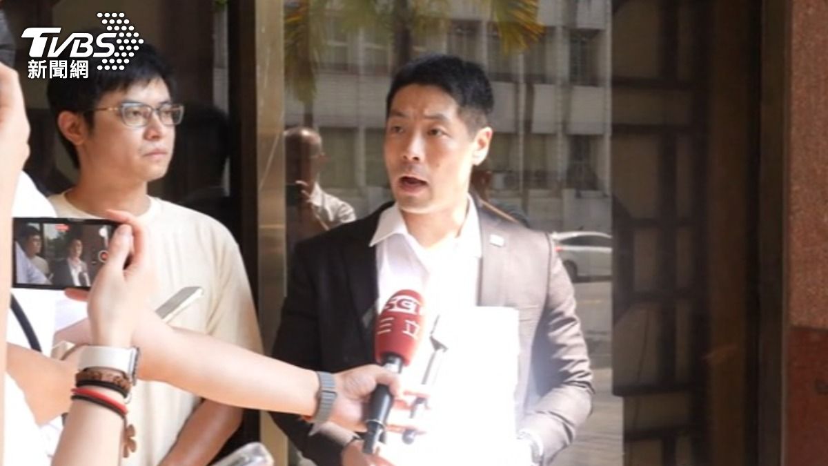 民團赴北檢告發凱思國際以及謝幸恩,卻不告發黃國昌本人。(圖/TVBS)