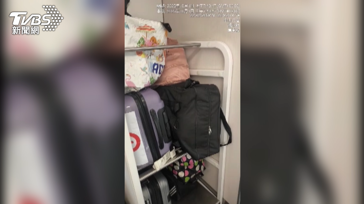 台鐵台南站長表示:「救災算是非常時期,是可以通融的,會協助周小姐去做專案退票」。(圖/翻攝台南爆料公社)