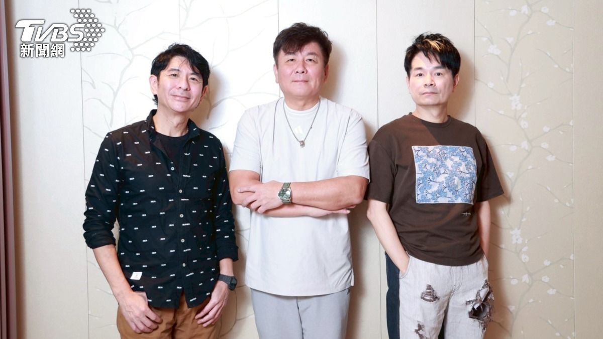 荒山亮(左起)將和劉家榮、李明洋舉辦「三冠王說唱SHOW」演唱會。(圖/黃城碩攝)