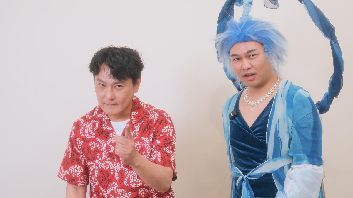 張信哲和那那大師一起回顧出道時的青澀模樣。(圖/藝和創藝提供)