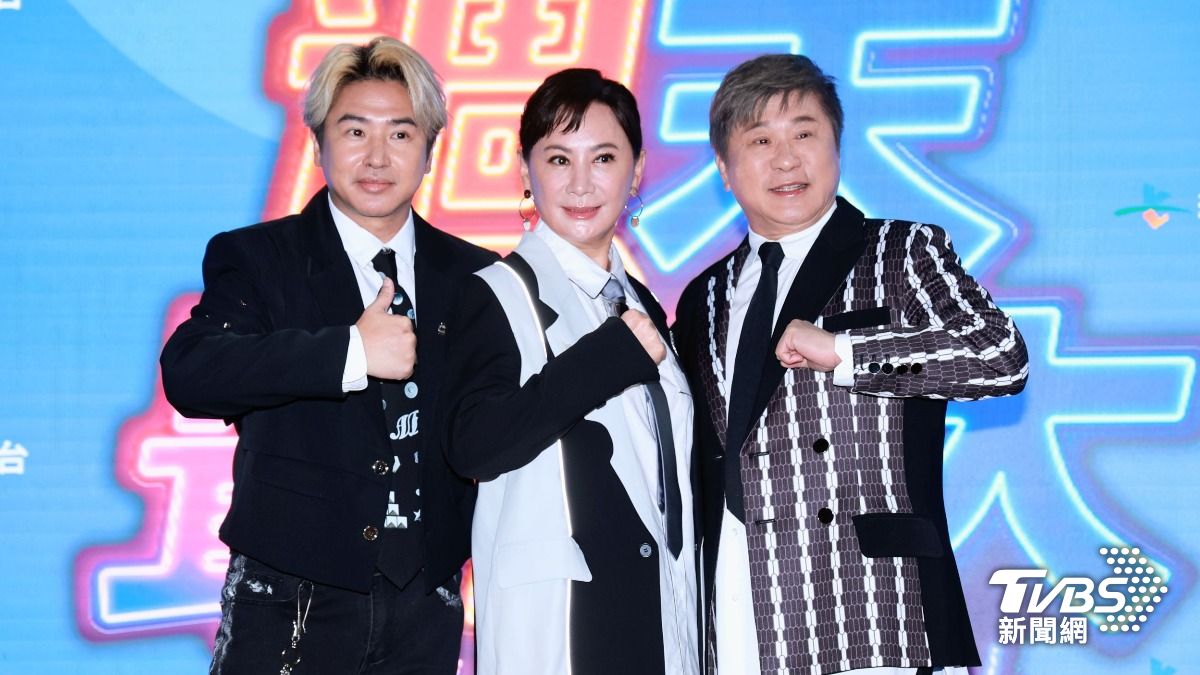 胡瓜(右起)、陳亞蘭、歐弟新周末綜藝節目《週末最強大》。(圖/趙世平攝)