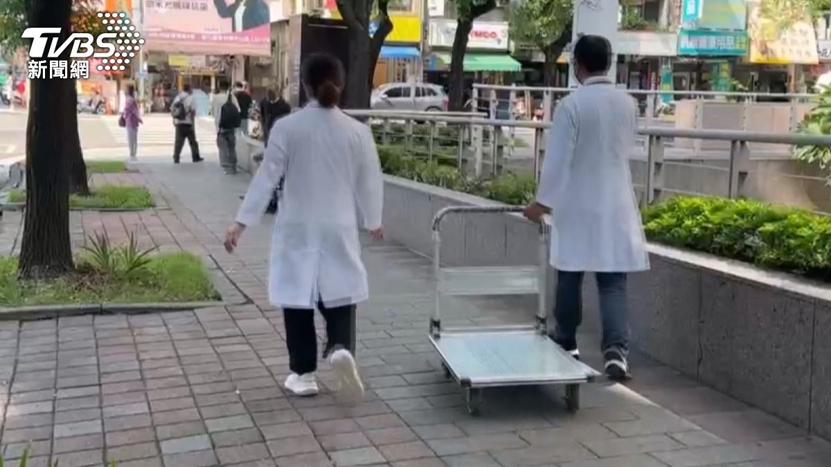 臺灣護理產業工會已提出三大訴求:補足人力、縮減刀房數量以及拒絕待命。(圖/TVBS)