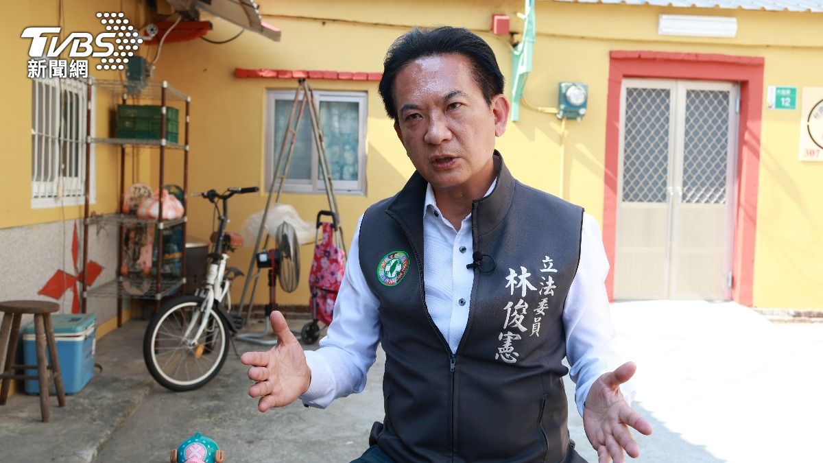 民進黨立委林俊憲接受《TVBS新聞網》專訪。（圖／潘建樺攝）