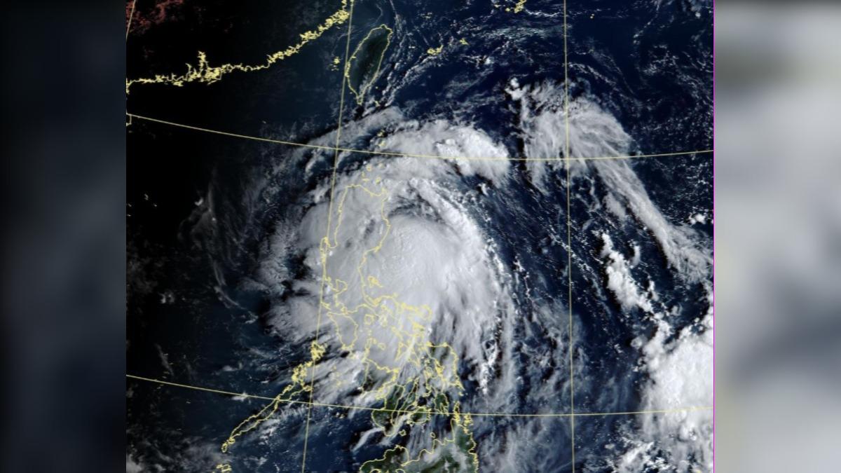 天氣／「麥德姆」颱風直撲南海　鄭明典爆對台影響：西部氣溫將升高