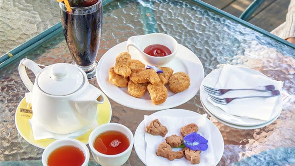 法蝶的餐點選擇多樣,不管是飲品、下午茶點心都有。(圖/柚香魚子醬的蹦蹦跳跳提供)