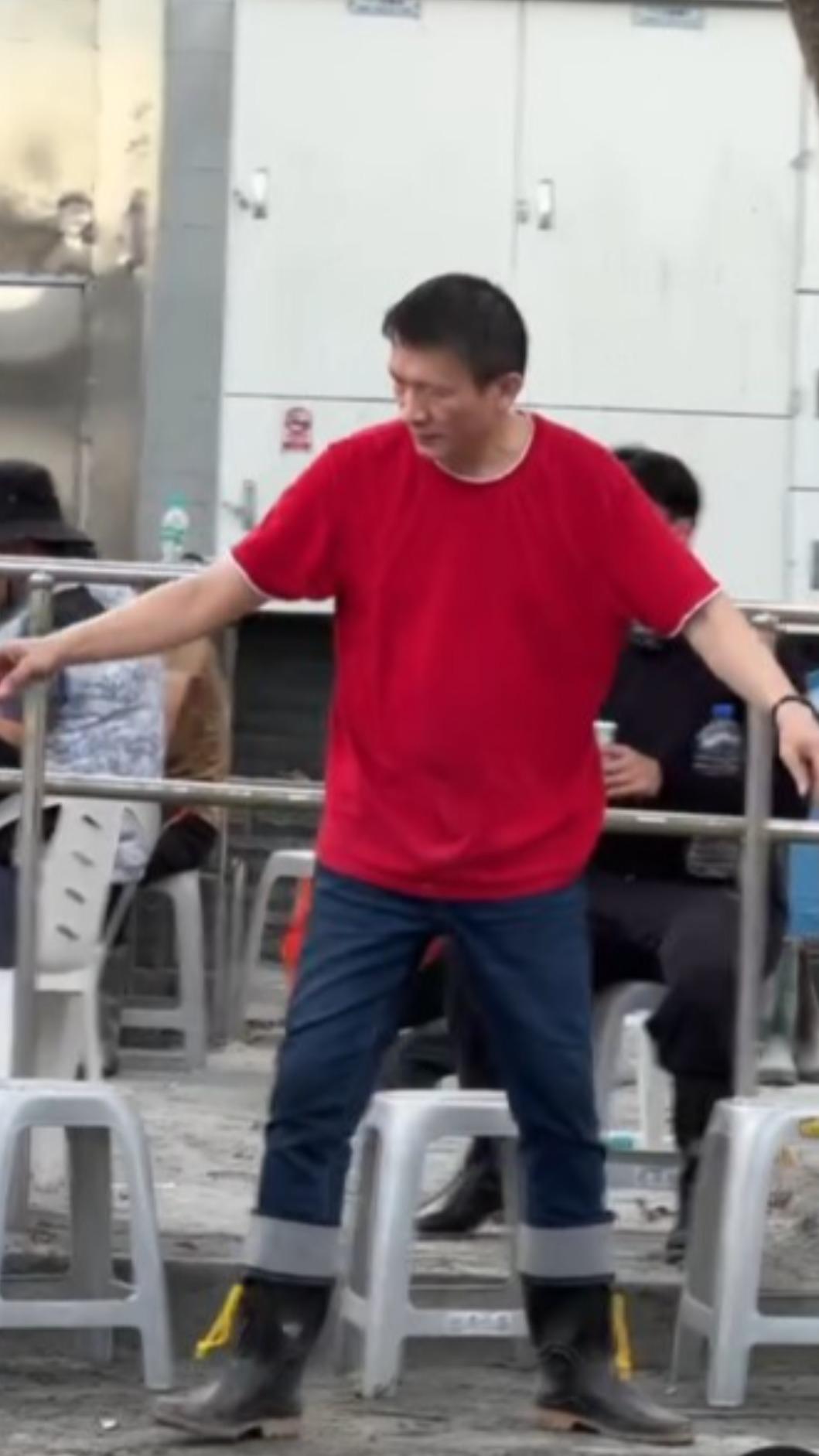 秦楊協助花蓮救災，將待上一個月。（圖／翻攝自Threads）