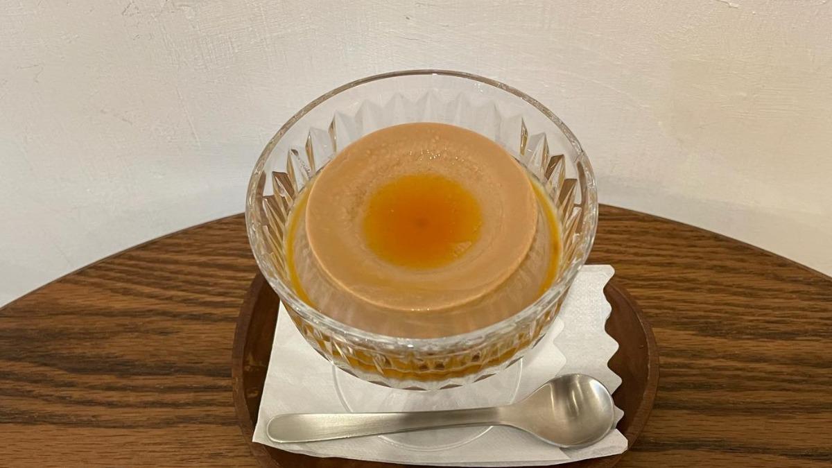 社群爆紅的「福得生活布蕾」有雞蛋布蕾、可可布蕾、紅玉紅茶等口味。(圖/翻攝自臉書「福德生活」)