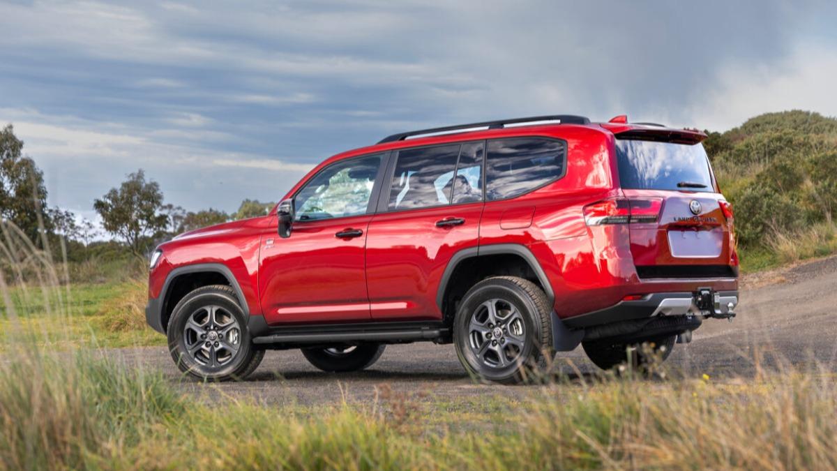 外界推測Land Cruiser 300 PHEV將對標Tank 500 PHEV,挑戰PHEV SUV越野市場。(圖/Toyota)