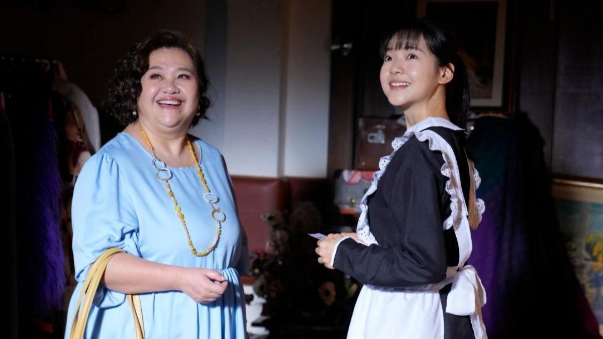 鍾欣凌在《影后》飾演林廷憶的初代經紀人。(圖/Netflix提供)