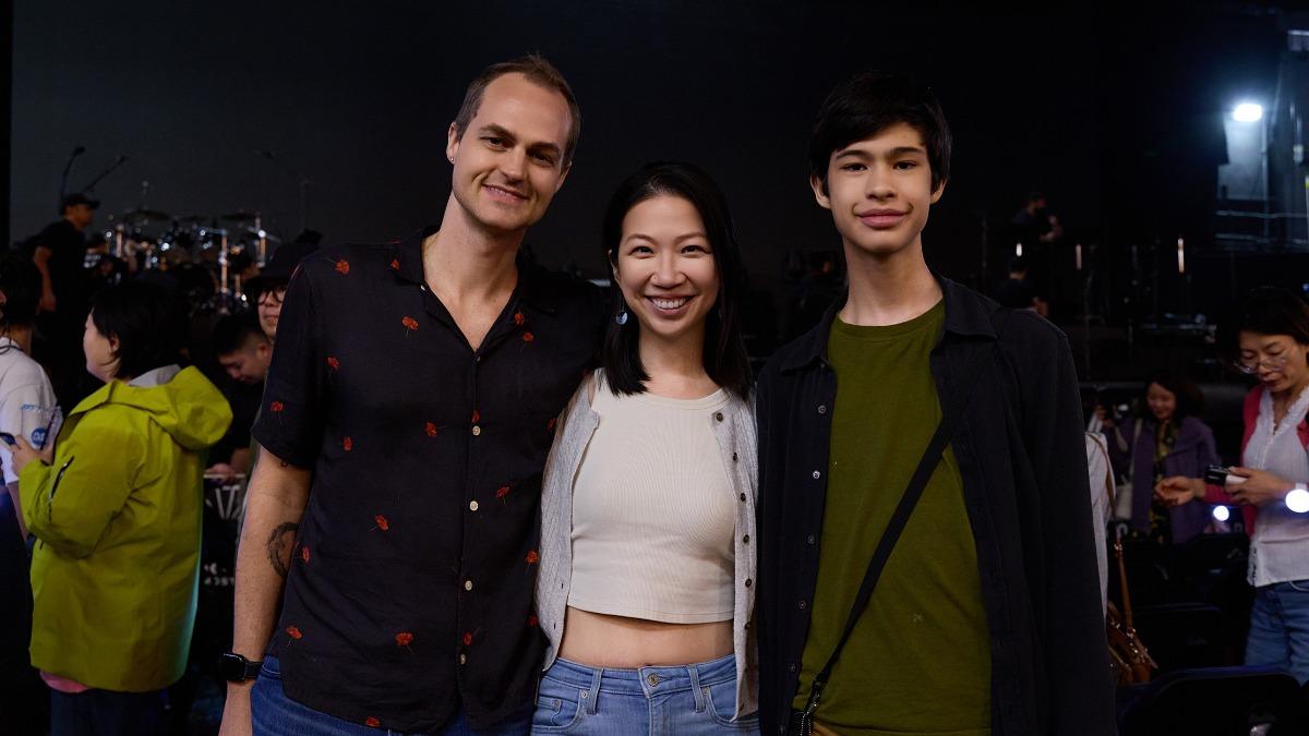 Cody(左起)、蘇珮卿、KK朝聖張信哲。(圖/潮水音樂提供)