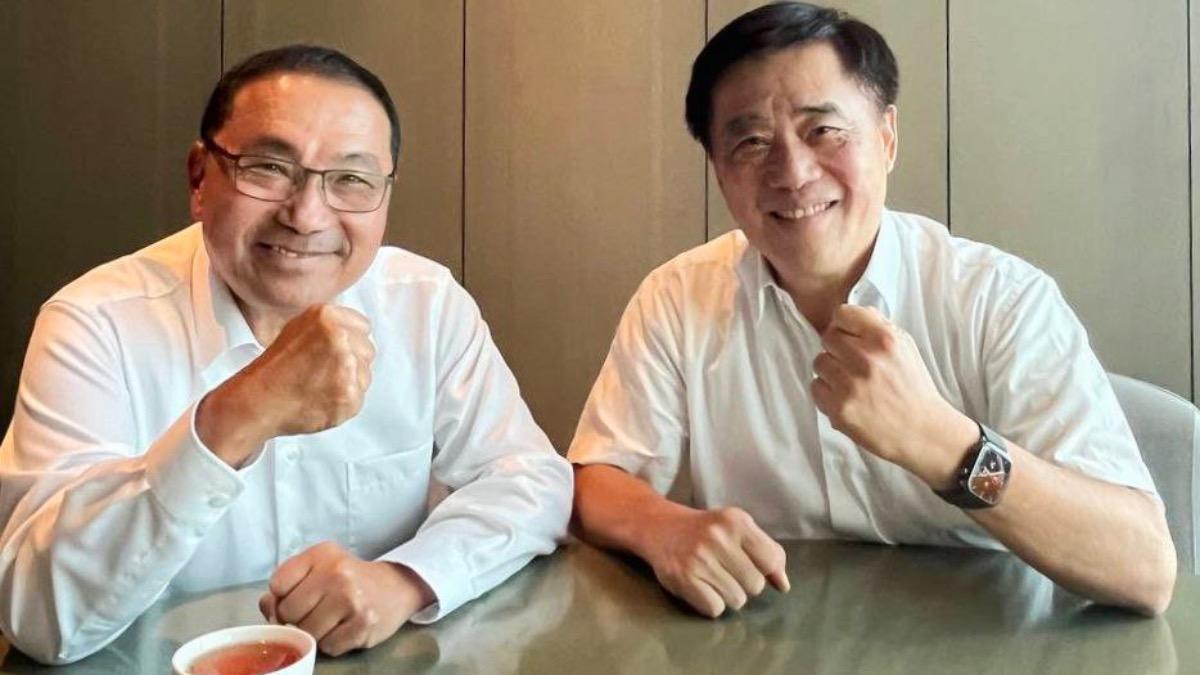 力抗鄭麗文!郝龍斌中秋拜會老友求支持 侯友宜勉:一定要勝選