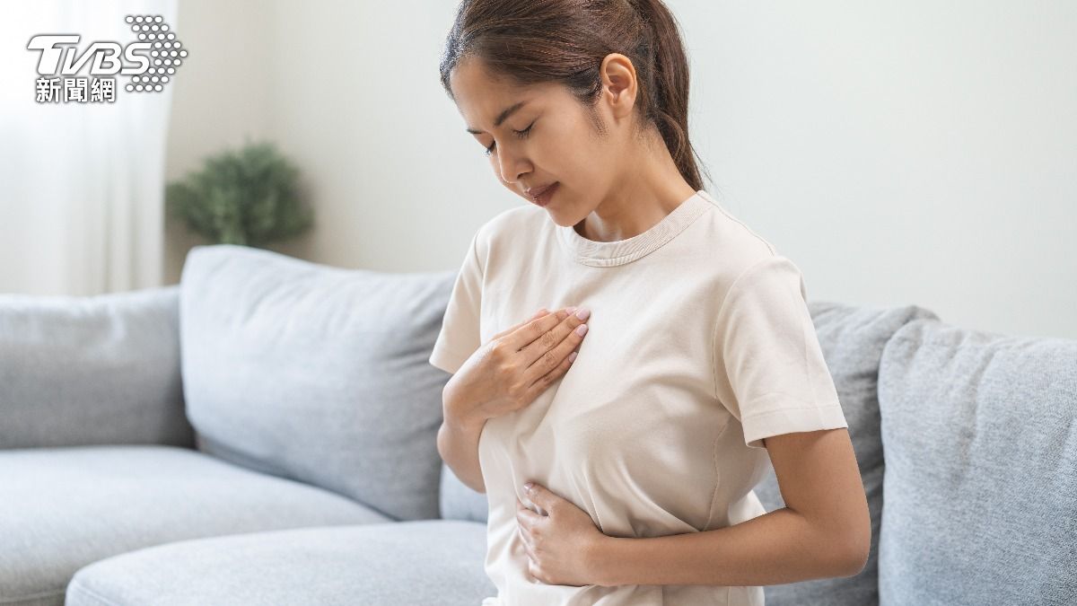 不是胃食道逆流！婦「火燒心」整年吃錯藥　做2檢查揪真正病因