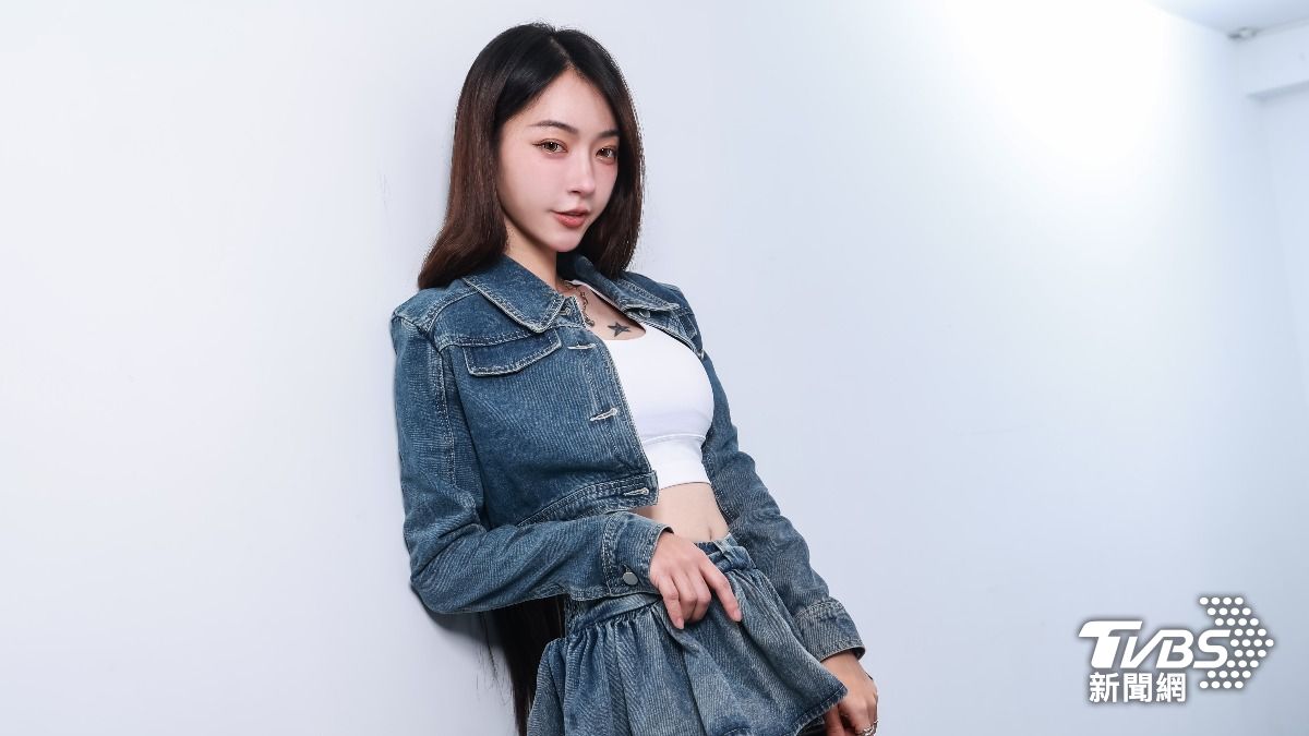 最美神明乩身飄哥感應預測金鐘得主。(圖/趙世平攝)