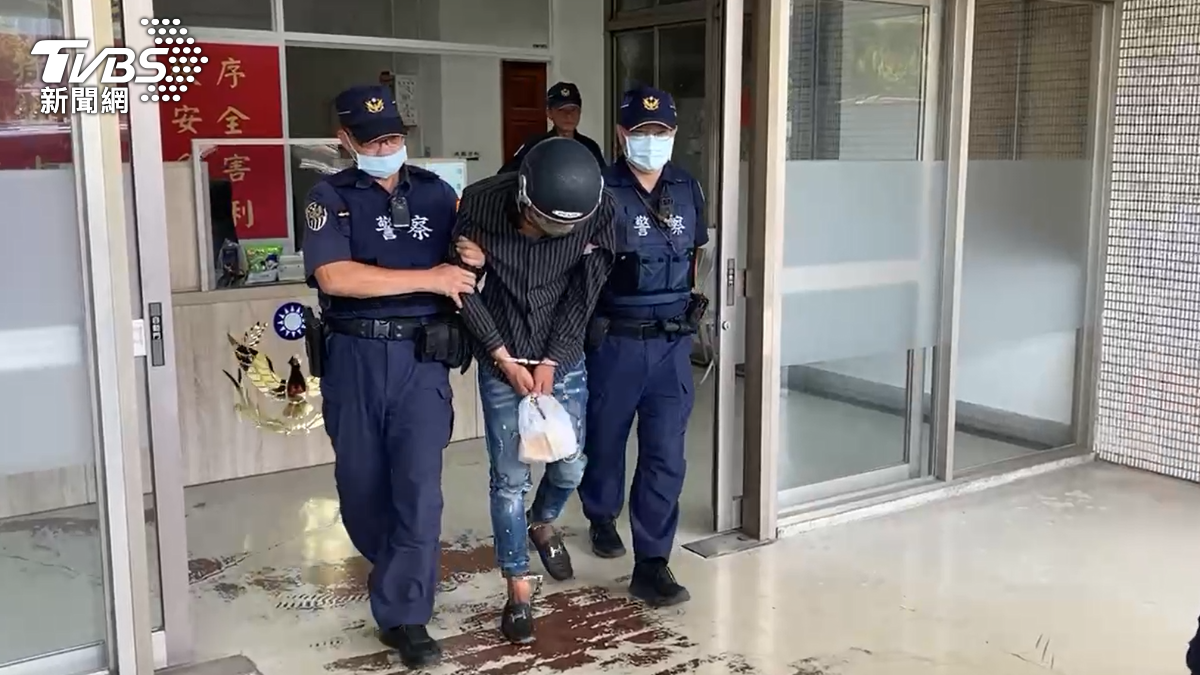 推台鐵站務員落軌害骨折　暴怒男街友涉殺人未遂收押