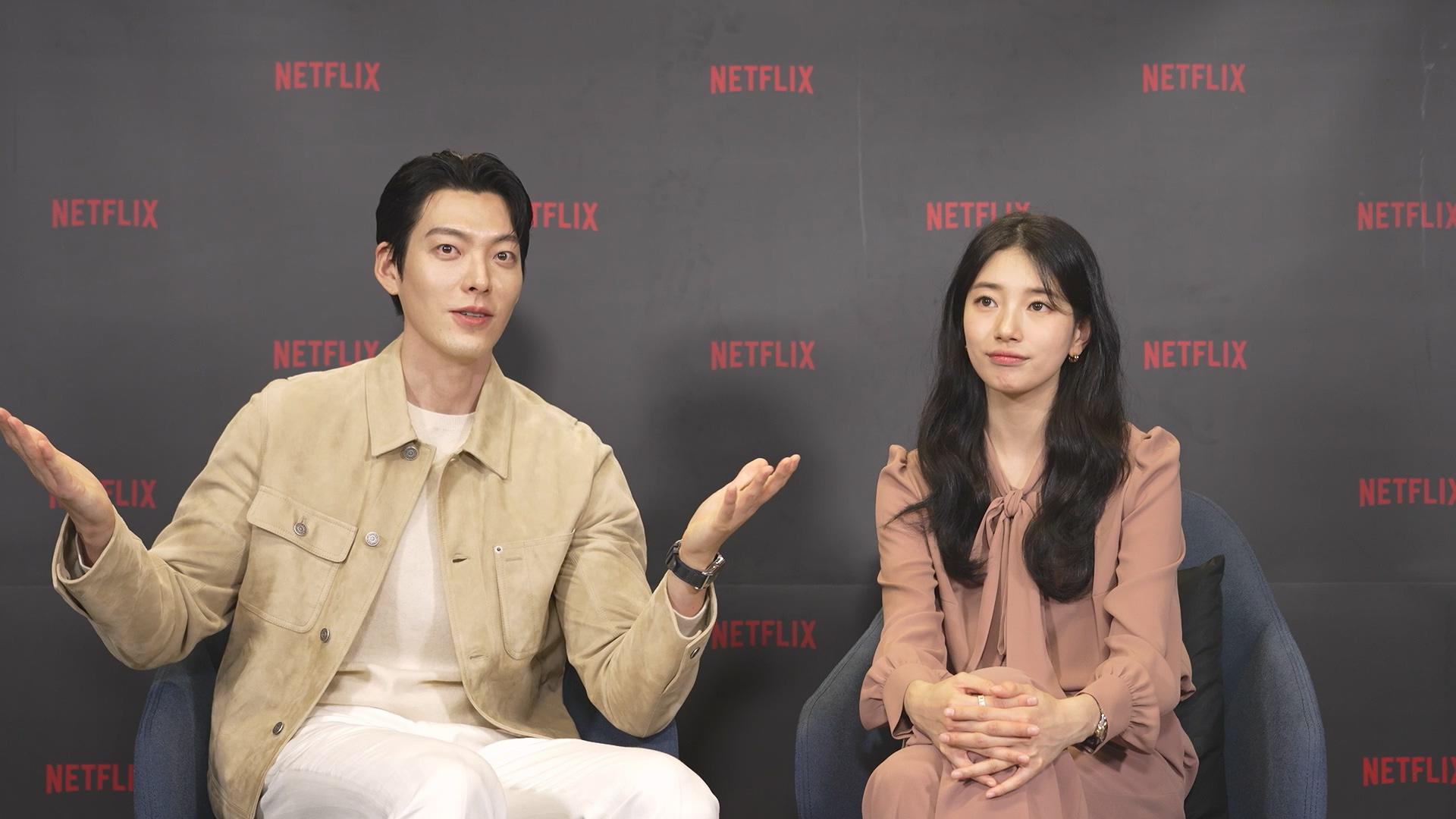 金宇彬(左)感恩身體健康的願望實現,秀智最常許願一切順遂。(圖/Netflix提供)