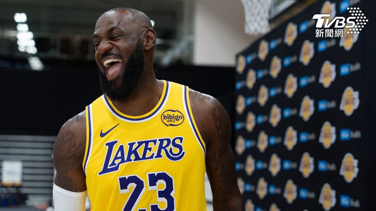 美國NBA湖人隊巨星詹姆士「第二次決定」預告片引發退休熱議　（圖／達志影像美聯社）