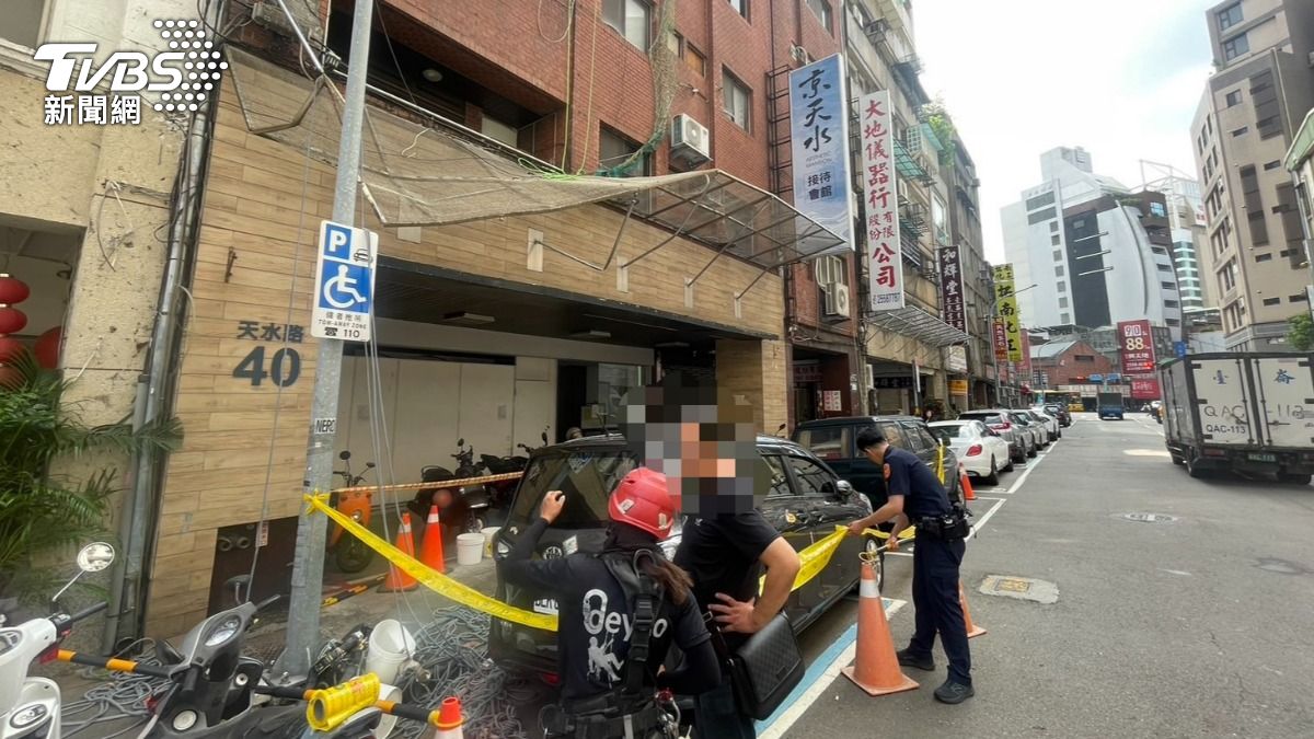 快訊/北市工安意外!2工人掛繩脫落墜8樓 重擊緩衝網