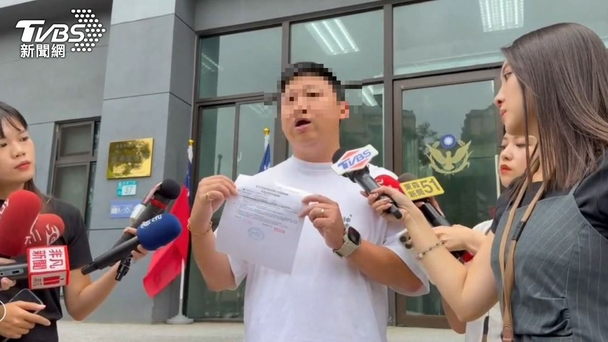 愛女遭老師膠帶封嘴、關黑屋！網紅爸開告校方　他親曝女兒現況