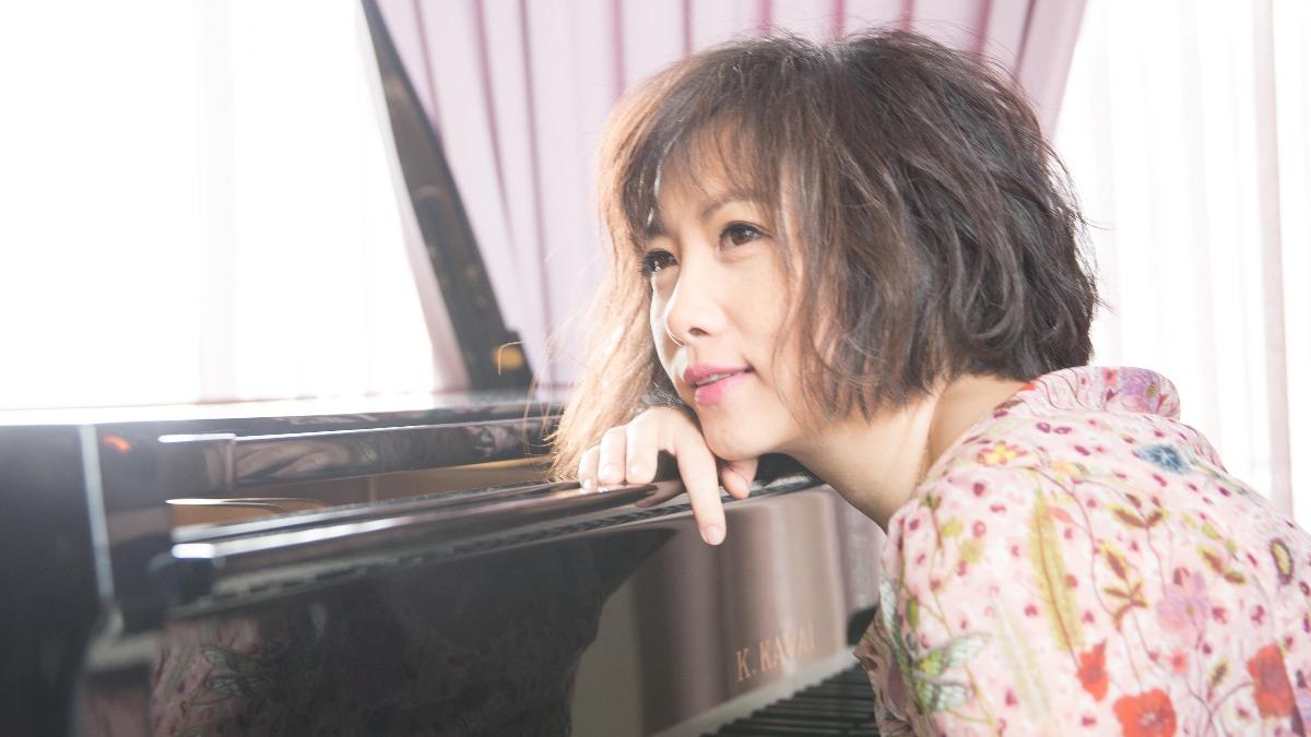 婚後淡出歌壇！51歲玉女歌手露面了　曠世美顏近況曝光