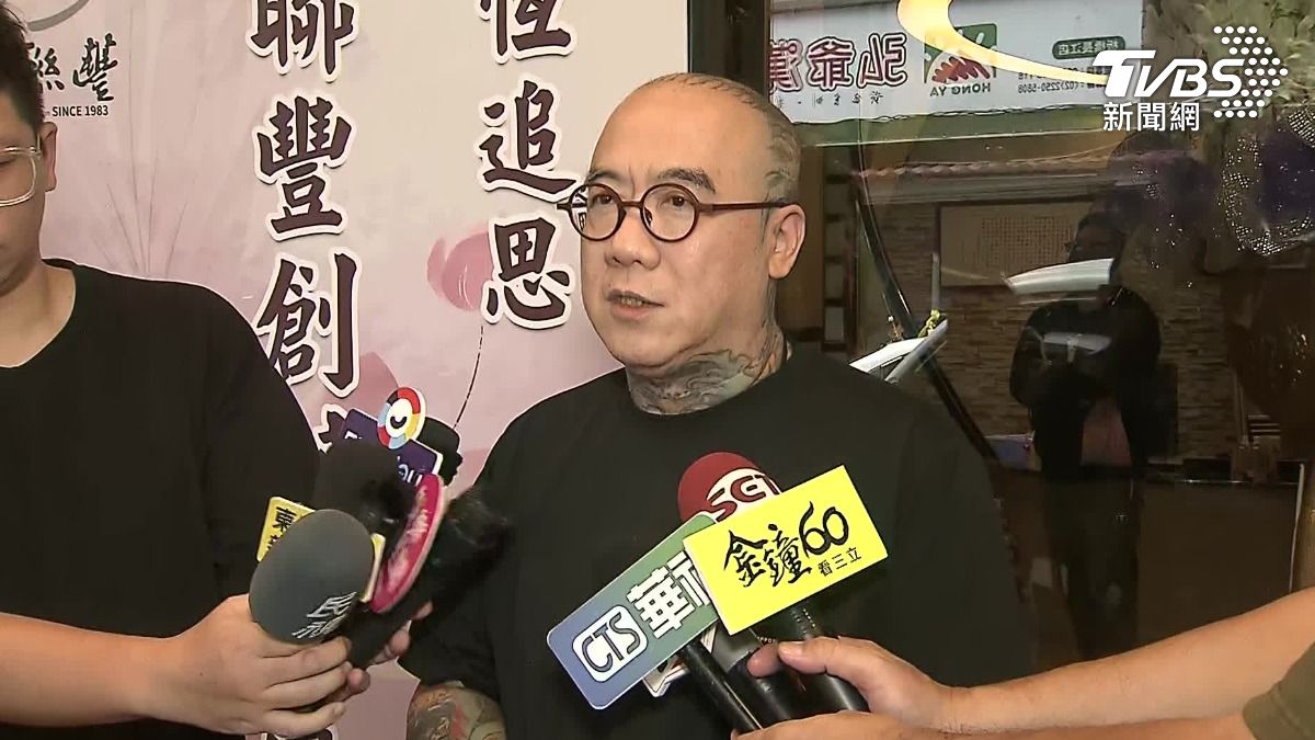 鋼鐵爸8日下午出面受訪。(圖/TVBS)