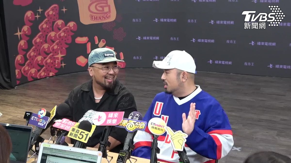 Lulu前男友阿達(右)送上祝福。(圖/TVBS)