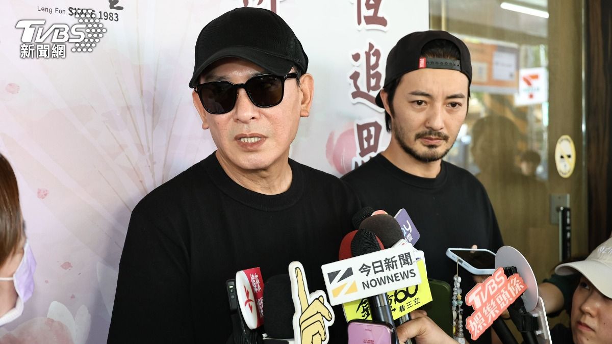 直擊/王識賢現身悼顏正國! 古斌哽咽認「最大伯樂」:是他找我演《角頭》