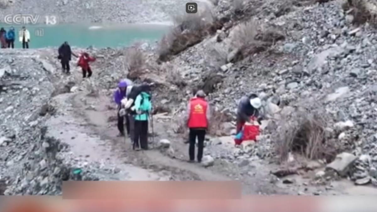 青海祁連山的老虎溝區,海拔4000多公尺,氣溫低且地形複雜。(圖/CCTV-13)